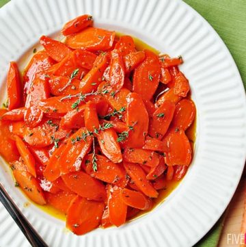 Honey-Glazed Carrots with Thyme and Lemon ~ a perfect spring side dish, and a gorgeous addition to your Easter menu! | FiveHeartHome.com