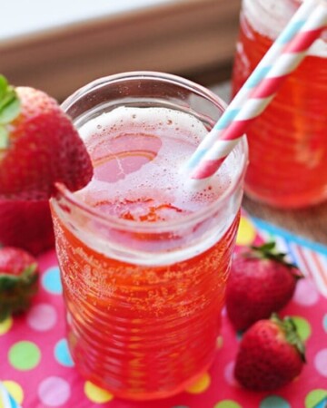 cropped-Homemade-Strawberry-Syrup-for-Strawberry-Soda-by-Five-Heart-Home_450pxVert.jpg