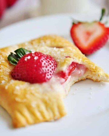 cropped-Easy-Strawberry-Cream-Cheese-Pastries-by-Five-Heart-Home_700pxBite.jpg