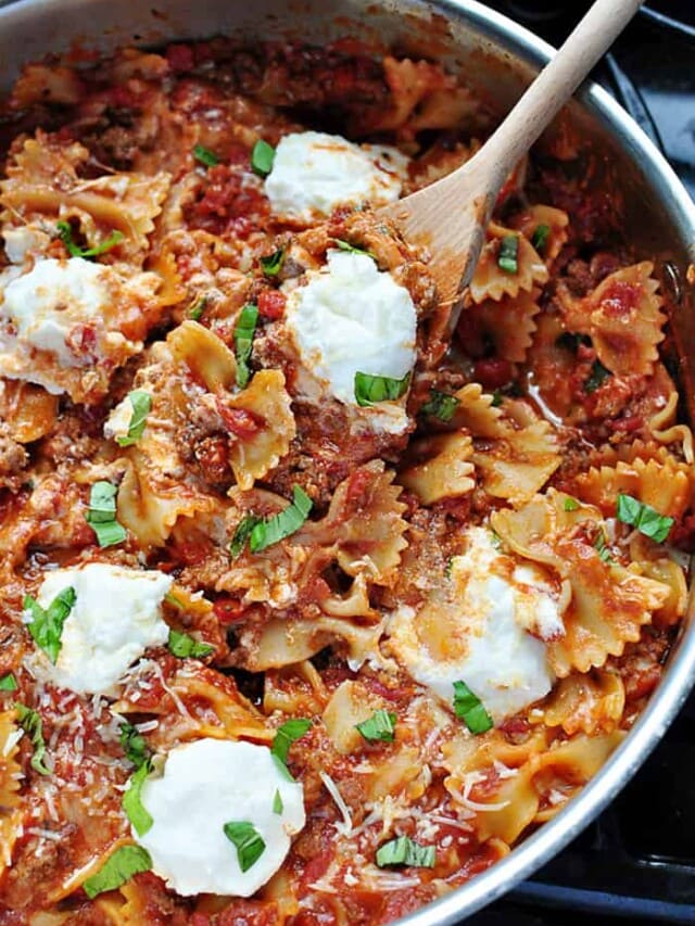 Scrumptious 30 Minute Skillet Lasagna
