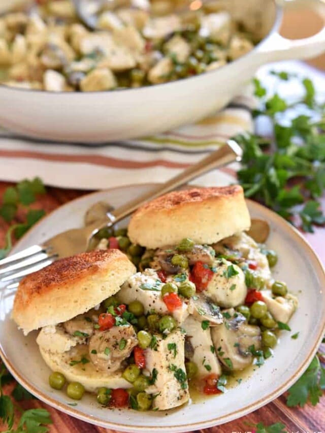 Classic + DELICIOUS Chicken à La King