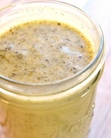 cropped-Best-Homemade-Italian-Salad-Dressing-Better-Than-Olive-Garden-Copycat-Recipe-by-Five-Heart-Home_700pxZoom.jpg