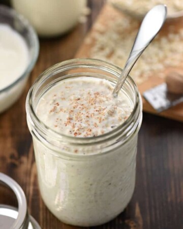Eggnog Overnight Oats ~ with just five ingredients and two minutes of prep before bed, you can wake up to a creamy, wholesome, ready-to-eat holiday breakfast! | FiveHeartHome.com