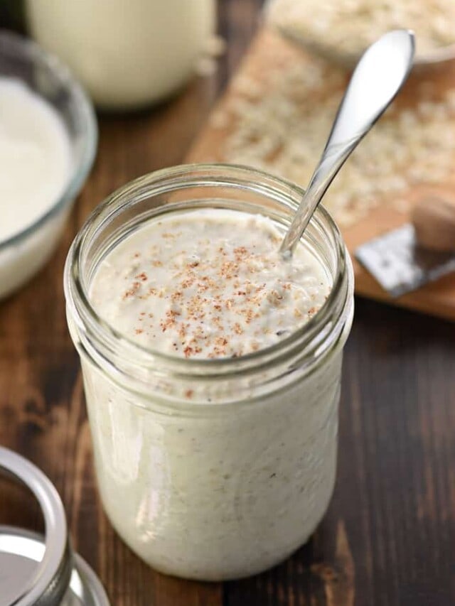 Eggnog Overnight Oats {EASY, Healthy, Make-Ahead!}