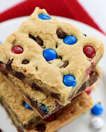 cropped-Red-White-Blue-MM-Chewy-Chocolate-Chip-Cookie-Bars_700pxStack.jpg
