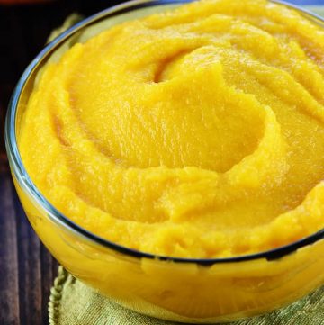 Homemade Pumpkin Puree in a bowl