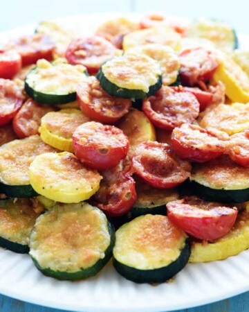 cropped-Baked-Parmesan-Summer-Vegetables-Zucchini-Squash-Tomatoes-Side-Dish-Recipe-by-Five-Heart-Home_700pxPlate.jpg