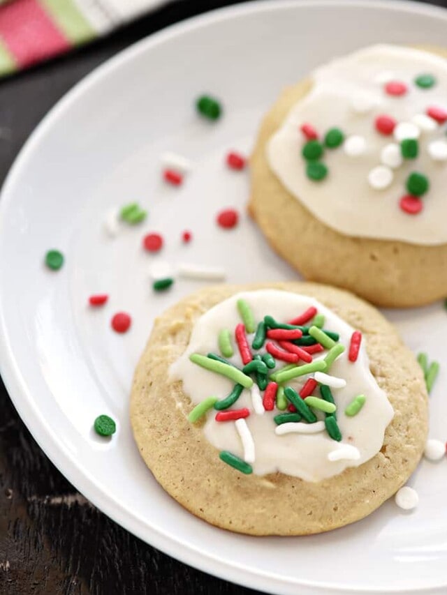 Eggnog Cookies w/ Eggnog Glaze {Soft, Tender, Festive, EASY!}