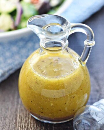 cropped-Greek-Dressing-Homemade-Salad-Dressing-Recipe-by-Five-Heart-Home_700pxBottle.jpg