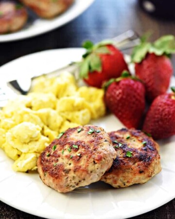 Amazing Homemade Breakfast Sausage ~ a flavorful blend of ground turkey, pork, and spices...delicious, easy to make, and you know exactly what's in it! | FiveHeartHome.com #breakfastsausage