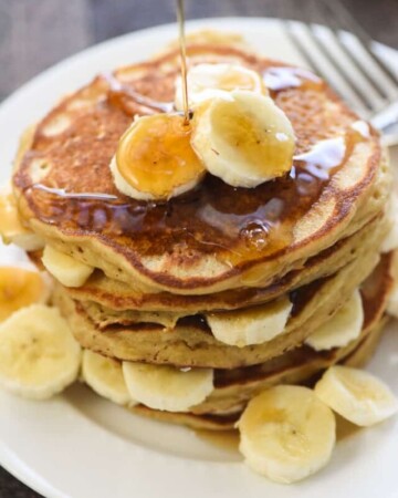 cropped-Banana-Pancakes-Recipe-by-Five-Heart-Home_700px-10.jpg