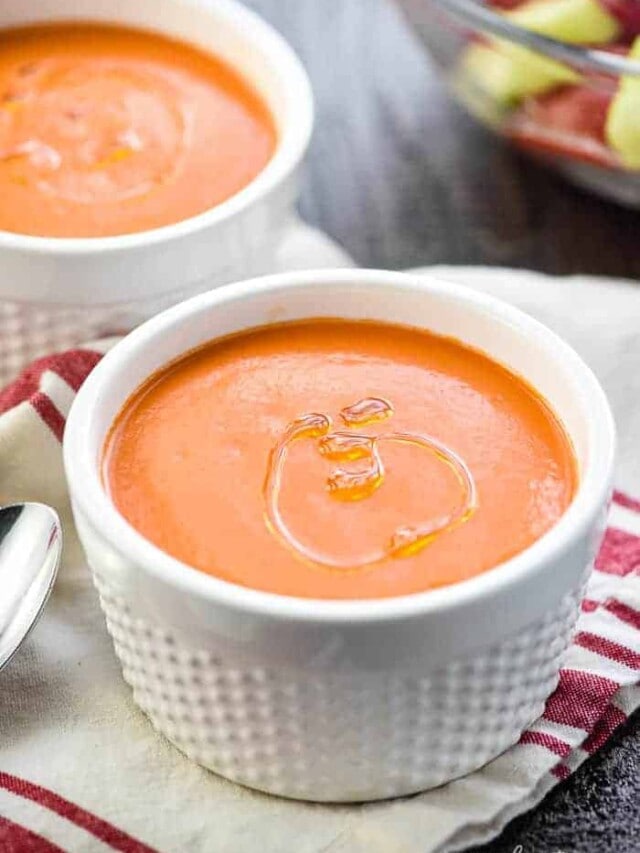 Easy + DELICIOUS Gazpacho Recipe