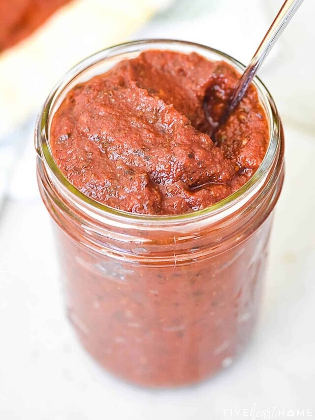 Easy Homemade Pizza Sauce Recipe