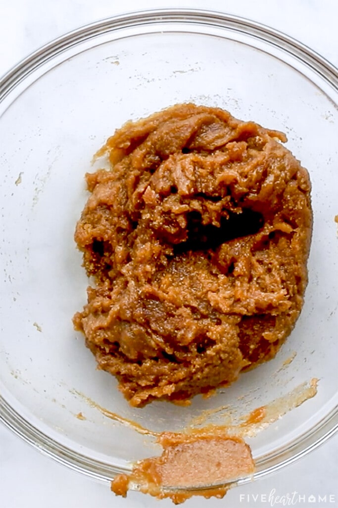 Crockpot Brown Sugar Ham glaze in bowl.
