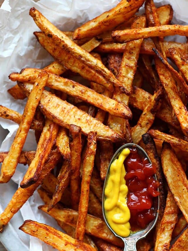 EASY Baked French Fries {Seasoned + Delicious!}