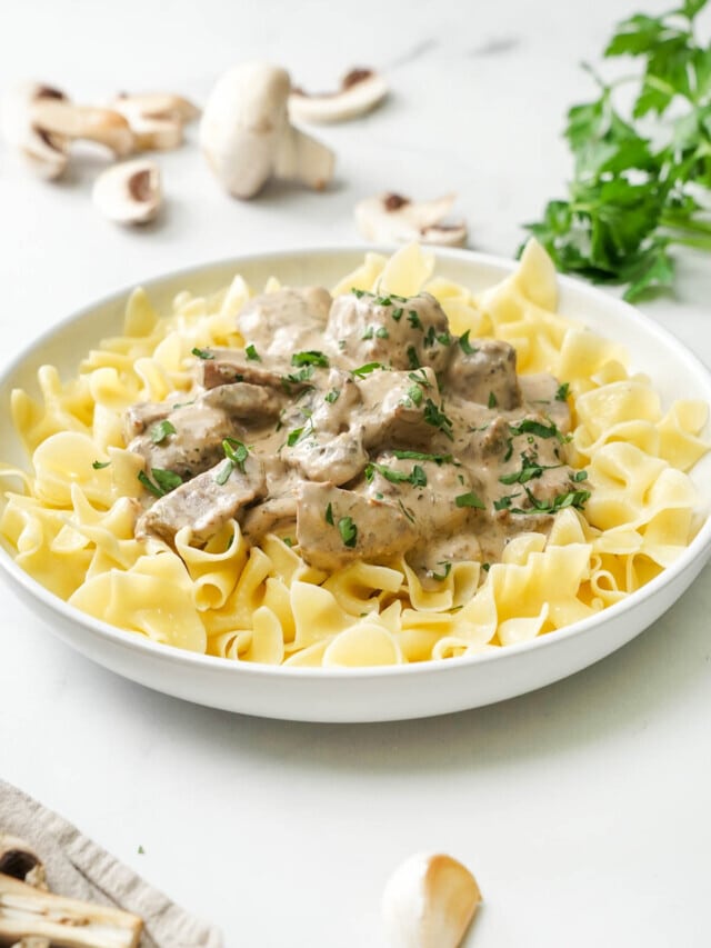 Amazing Crock Pot Beef Stroganoff