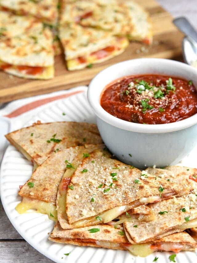 Pizza Quesadillas (Pizzadillas)